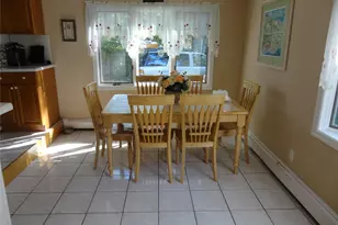 271 Lilac Ln, Smithtown, NY 11787 - Photo 9