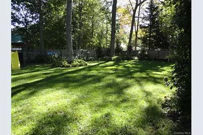 271 Lilac Lane, Smithtown, NY 11787 - Photo 25