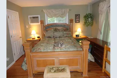 271 Lilac Lane, Smithtown, NY 11787 - Photo 13