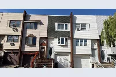 6 Dogwood Drive, New York, NY 10312 - Photo 3