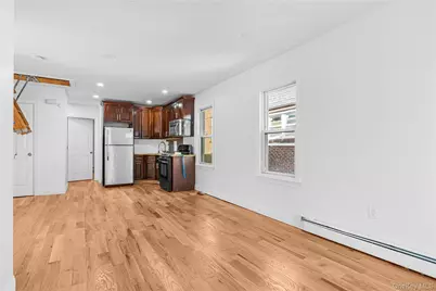 11570 Newburgh Street, Jamaica, NY 11412 - Photo 5