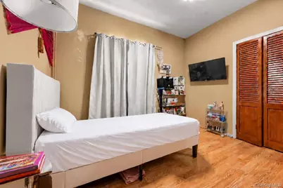 93-10 92nd St, Woodhaven, NY 11421 - Photo 3