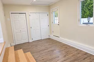 108 Forsythia Ln, North Babylon, NY 11703 - Photo 11
