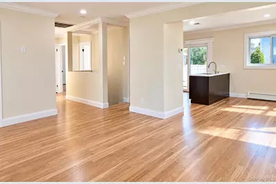 108 Forsythia Lane, North Babylon, NY 11703 - Photo 7