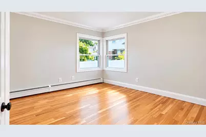 108 Forsythia Lane, North Babylon, NY 11703 - Photo 15