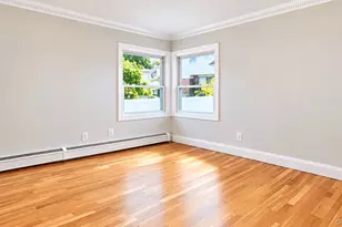 108 Forsythia Ln, North Babylon, NY 11703 - Photo 15