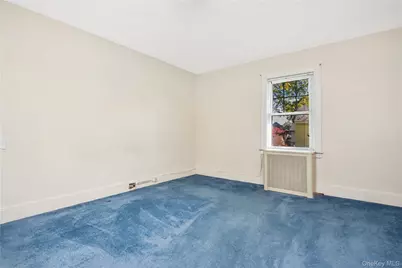 81 Marshall Avenue, Floral Park, NY 11001 - Photo 23