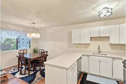 2802 Fox Lane, Poughkeepsie, NY 12603 - Photo 11