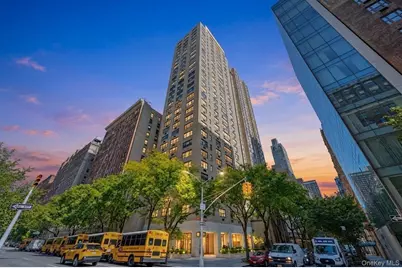 1065 Park Avenue #19C, New York, NY 10128 - Photo 1
