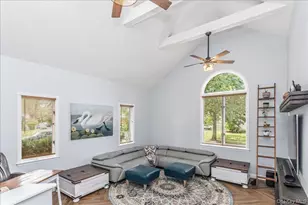 8 Woodland Rd, Valley Stream, NY 11581 - Photo 11