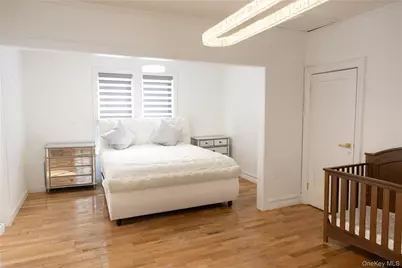 173 Beaumont Street, Brooklyn, NY 11235 - Photo 15