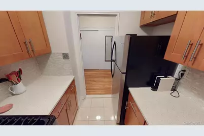 10025 Queens Boulevard #5L, Forest Hills, NY 11375 - Photo 7