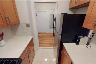 10025 Queens Blvd, Forest Hills, NY 11375 - Photo 7