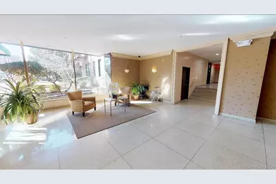 10025 Queens Boulevard #5L, Forest Hills, NY 11375 - Photo 17