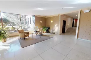 10025 Queens Blvd, Forest Hills, NY 11375 - Photo 17