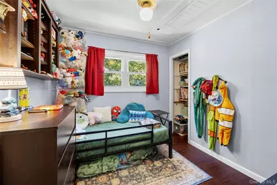 107 Andreano Avenue, Patchogue, NY 11772 - Photo 17