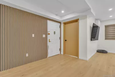 7119 162nd Street #4E, Fresh Meadows, NY 11365 - Photo 3