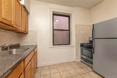 32-30 Steinway Street, Astoria, NY 11103 - Photo 33
