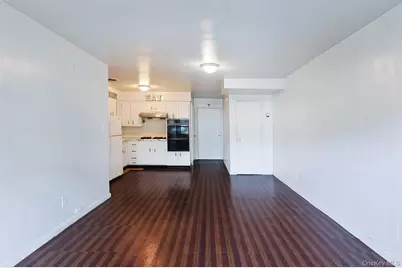 149-18 Cross Island Parkway, Whitestone, NY 11357 - Photo 3