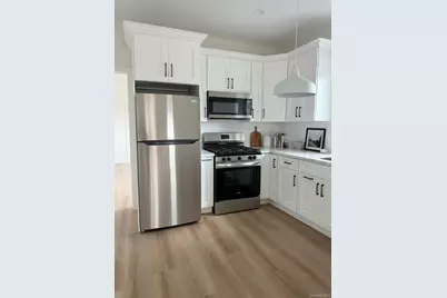 11 Doges Promenade #2C, Copiague, NY 11726 - Photo 9