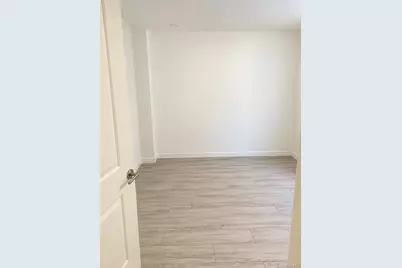 10909 15th Avenue, College Point, NY 11356 - Photo 9