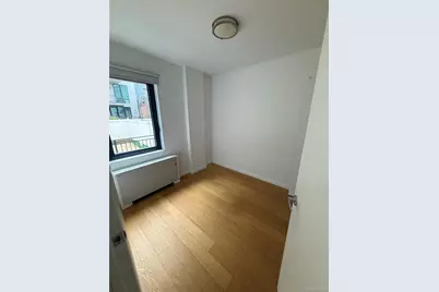402 E 118th Street #1A, New York, NY 10035 - Photo 5