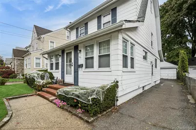 85 Magnolia Avenue, Floral Park, NY 11001 - Photo 5