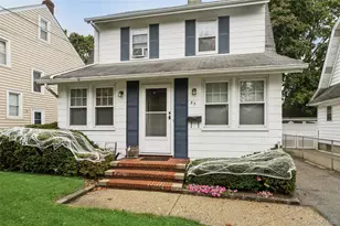85 Magnolia Ave, Floral Park, NY 11001 - Photo 1