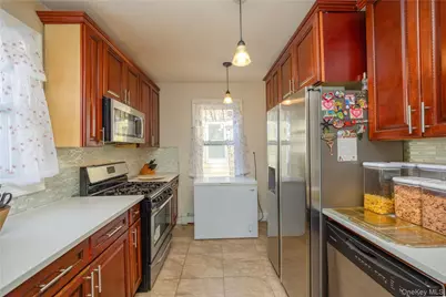 4418 Bruner Avenue, Bronx, NY 10466 - Photo 9