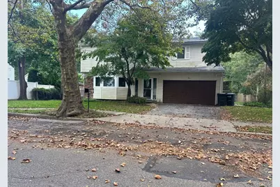 4 Shire Court, Greenlawn, NY 11740 - Photo 3