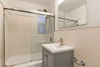 67-12 Yellowstone Boulevard #B15, Forest Hills, NY 11375 - Photo 13