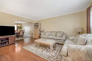 225-33 Murdock Ave, Cambria Heights, NY 11429 - Photo 7