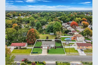 247 Orourke Street, Brentwood, NY 11717 - Photo 9