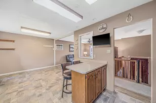 247 O Rourke St, Brentwood, NY 11717 - Photo 21