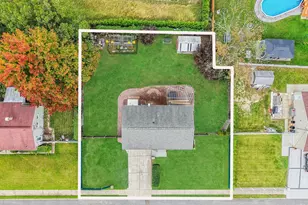 247 O Rourke St, Brentwood, NY 11717 - Photo 11