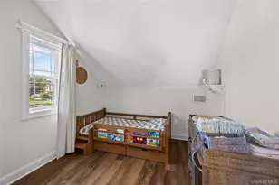 388 Lincoln Ave, Sayville, NY 11782 - Photo 19