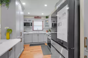 1851 Chowan St, Elmont, NY 11003 - Photo 5