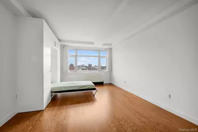 40-22 College Point Boulevard #9P, Flushing, NY 11354 - Photo 3