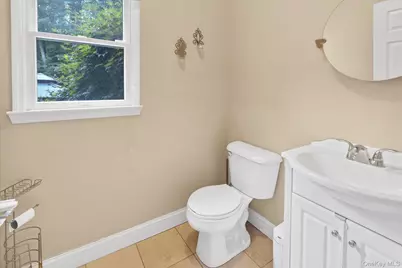 25 Pashen Place, Dix Hills, NY 11746 - Photo 11