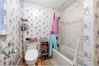 30 Manor Road N, Greenlawn, NY 11740 - Photo 39