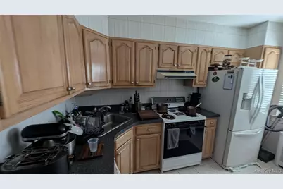52111 79th Street, Elmhurst, NY 11373 - Photo 13