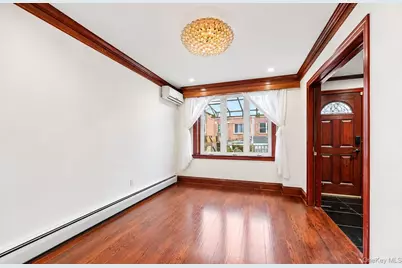 69-06 Fresh Meadow Ln, Fresh Meadows, NY 11365 - Photo 7