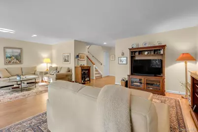 81 Lisa Drive, Northport, NY 11768 - Photo 7