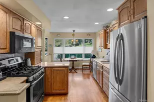 81 Lisa Dr, Northport, NY 11768 - Photo 9