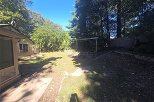 8 Pike Ct, Northport, NY 11768 - Photo 15