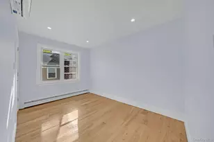 136-11 220th Pl, Springfield Gardens, NY 11413 - Photo 17