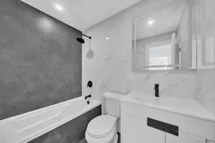 136-11 220th Pl, Springfield Gardens, NY 11413 - Photo 15