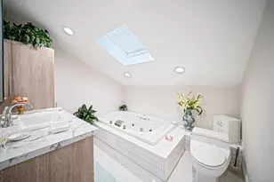 82 Rhett Ct, Commack, NY 11725 - Photo 11