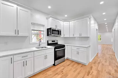 97-31 109th Street, Richmond Hill, NY 11419 - Photo 13