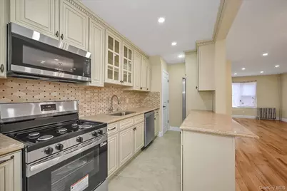 114-50 200th Street, Saint Albans, NY 11412 - Photo 7